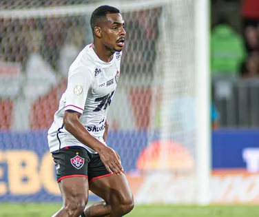 Caíque detona comentarista que defendeu lance polêmico do Flamengo - Imagem