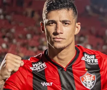 Camutanga sofre lesão grave e desfalca o Vitória por longo período - Imagem