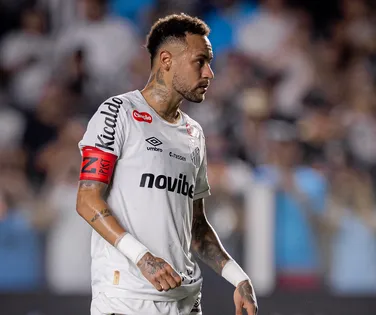 Neymar chegou ao fundo do poço, diz grande jornal europeu - Imagem