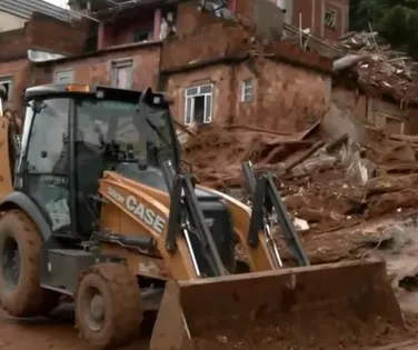 Mais de 20 pessoas morrem após temporais em cidades de Minas Gerais - Imagem