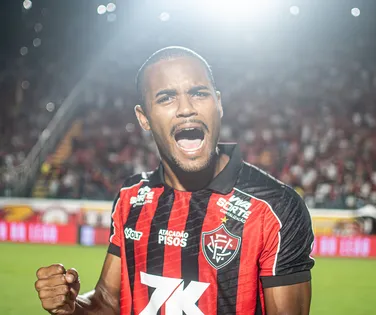 Citado por Jair Ventura em coletiva, jovem da base deixa o Vitória - Imagem