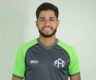 Da obra ao gramado: ex-Vitória reforça Feira FC após quase virar pedreiro - Imagem