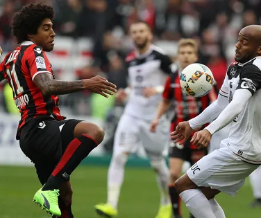 Dante se prepara para treinar o Bayern de Munique após aposentadoria - Imagem