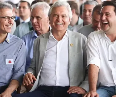 Visando eleições, 10 governadores e 10 prefeitos renunciam ao cargo - Imagem