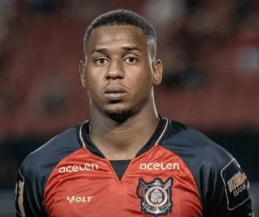 Dudu desfalca o Vitória e pode fazer cirurgia na coluna perto do BaVi - Imagem