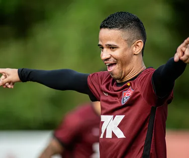 Erick revela maior ídolo, amigos e companheiro ranzinza no Vitória - Imagem