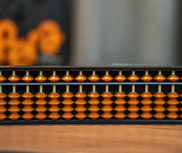 Esquecimento em idosos: pesquisa mostra como recuperar memória e foco - Imagem