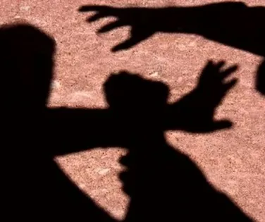 Estupro e espancamento: como pais podem lidar com adolescentes perigosos - Imagem