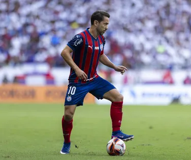 Éverton Ribeiro vira dúvida no Bahia e pode ficar fora do BaVi - Imagem