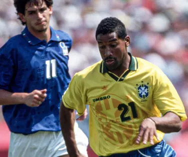 Ex-Bahia, campeão do mundo pela Seleção, é condenado à prisão - Imagem