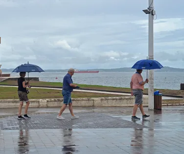 Vai chover? Veja previsão do tempo para Dia do Trabalhador em Salvador - Imagem