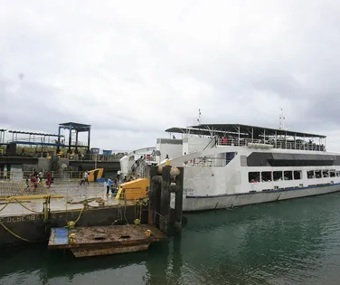 Ferry-boat inicia processo de adequação à Ponte Salvador-Itaparica - Imagem