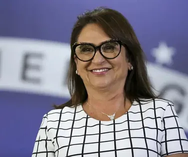 Filiação de Kátia Abreu ao PT gera revolta e pedido de anulação - Imagem