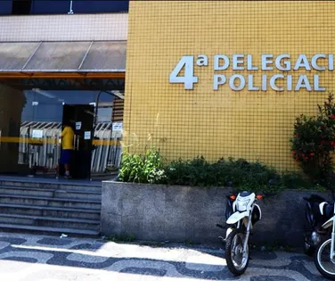 Influenciador famoso é preso por suspeita de forjar furto para viralizar - Imagem