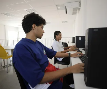 Inteligência Artificial vira realidade nas salas de aula da Rede Estadual na Bahia - Imagem