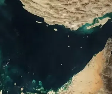 Irã deve liberar passagem de petroleiros em Ormuz após bloqueio inicial - Imagem