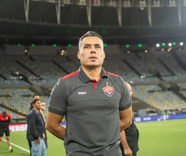 Jair Ventura vê jogo "espetacular" do Vitória em empate com Fluminense - Imagem