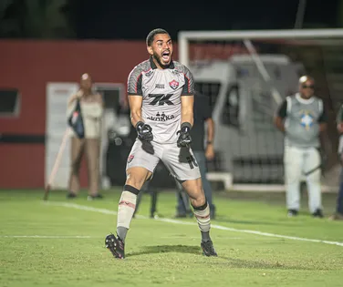 Experiente em clássicos, Arcanjo mira mais um título pelo Vitória - Imagem
