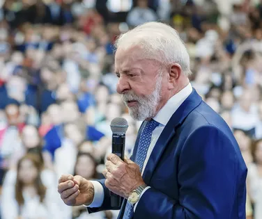 Lula decide nesta terça-feira sobre lei que endurece combate a facções - Imagem