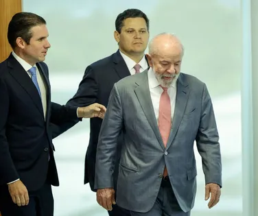 Lula pode sofrer novo revés no Congresso com PL da Dosimetria - Imagem