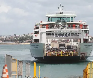 Novo ferry-boat deve reduzir filas da travessia Salvador-Itaparica - Imagem