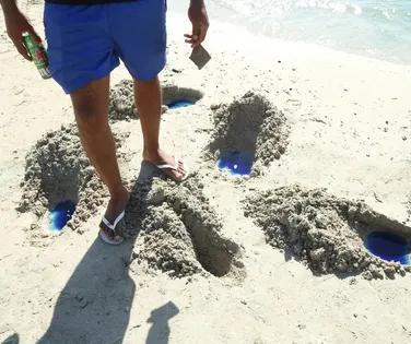 Praia de São Tomé de Paripe será interditada após presença de liquídos - Imagem