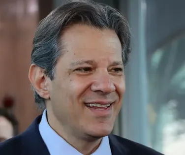 PT comemora desempenho de Haddad em pesquisa: “Muito competitivo” - Imagem
