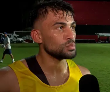 Ronald celebra vitória contra o Piauí e cita importância dos reservas - Imagem