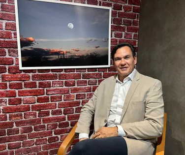 Secretário projeta Salvador do futuro e prega habitação popular - Imagem