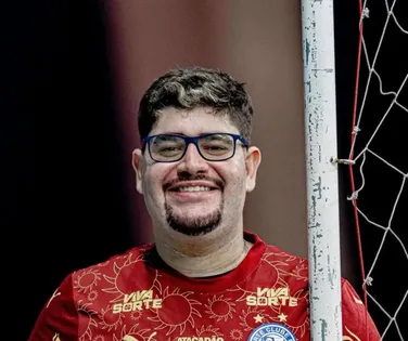 Torcedor conhecido do Bahia é preso por suspeita de pornografia infantil - Imagem