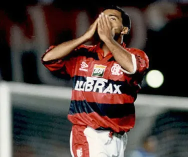 Vitória x Flamengo: relembre o 5 a 0 contra o time de Romário em 1998 - Imagem