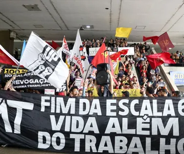 Debate sobre o fim da escala 6x1 avança na Câmara dos Deputados - Imagem