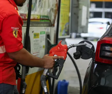 Subsídio ao diesel não terá impacto direto na bomba, alerta sindicato - Imagem