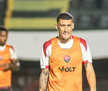 Vitória de Jair Ventura nunca venceu sem Baralhas, desfalque contra o Flamengo - Imagem