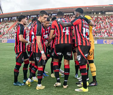 Vitória perde dois titulares para encarar o São Paulo no Brasileirão - Imagem