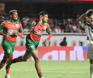 Vitória tem interesse em destaque da Portuguesa para o ano de 2026 - Imagem