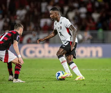 Vitória volta a enfrentar Flamengo no Maracanã após 8 a 0 e desafia retrospecto ruim - Imagem
