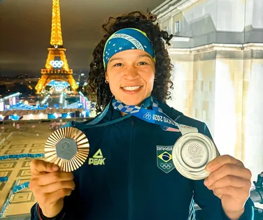 Bia Ferreira anuncia retorno ao boxe e foca em novos títulos: "Vou zerar o game" - Imagem