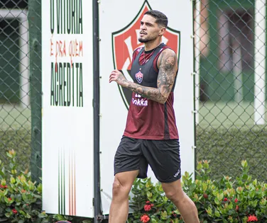 Zagueiro volta a ficar à disposição em meio a onda de desfalques - Imagem