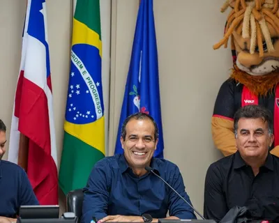 Presidente do Vitória recusa convite para candidatura a deputado federal