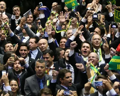 10 anos depois: deputados baianos relembram votos e avaliam marcas do impeachment