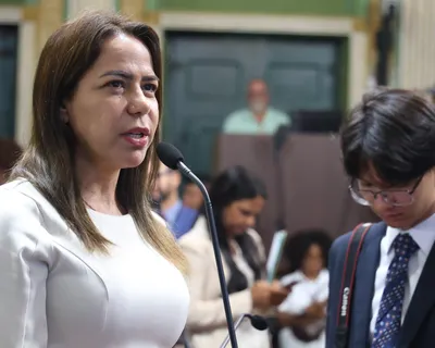 Vereadora Débora Santana alega falta de dinheiro em ação de corredor atropelado