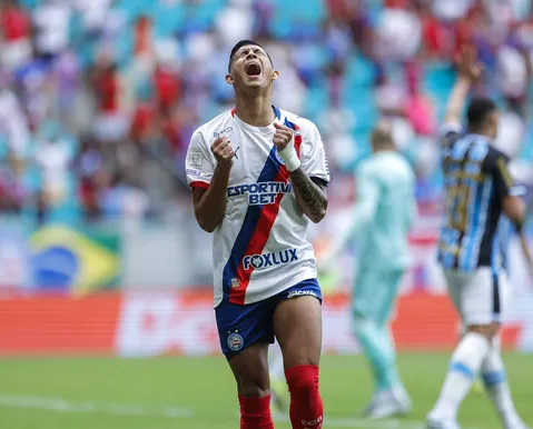Bahia empata com o Grêmio em jogo marcado por protestos