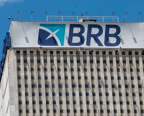 Justiça autoriza Bahia a retirar R$ 2 bi do BRB, mas Fux barra decisão - Imagem