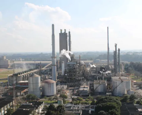 Concurso de fábrica da Petrobras é retomado e tem novas datas
