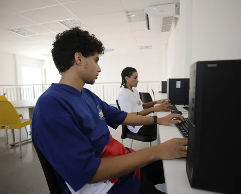 Inteligência Artificial vira realidade nas salas de aula da Rede Estadual na Bahia