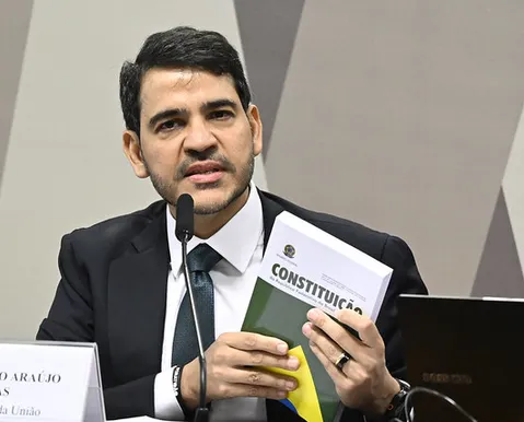 Nova indicação de Messias ao STF esbarra em norma do Senado - Imagem