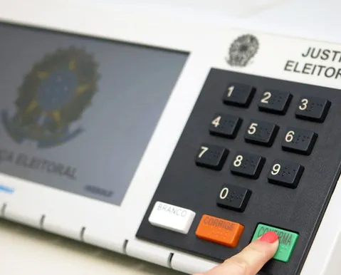 Partido tem chapa cassada e dirigentes ficam inelegíveis por 8 anos