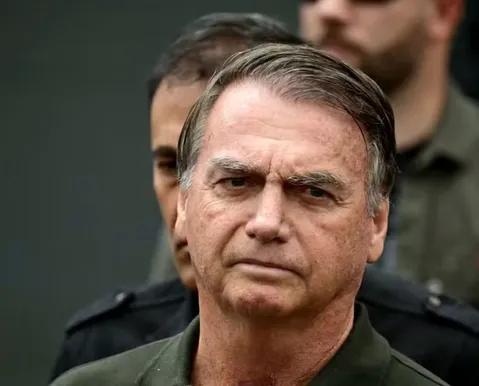 Bolsonaro prestará depoimento à Polícia sobre arma apreendida