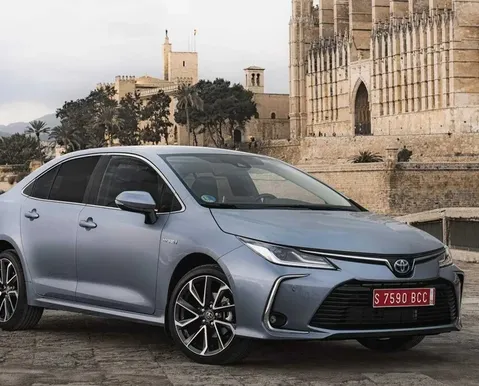 Toyota aplica maior desconto do ano para o Corolla Hybrid no país